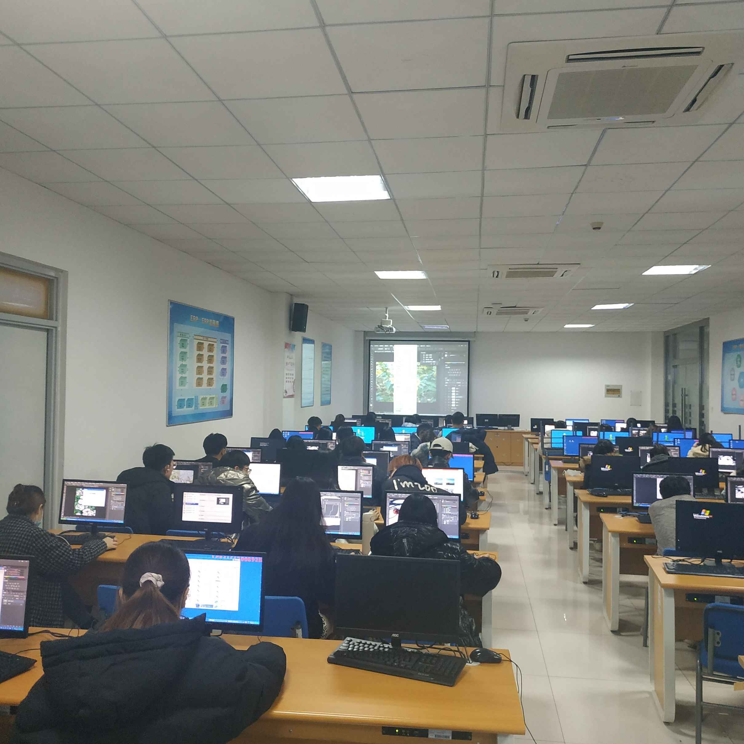 職業(yè)技術(shù)學(xué)院 職業(yè)技術(shù)學(xué)院