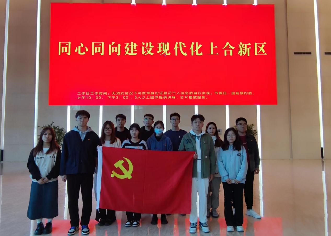 信息工程學(xué)院組織學(xué)生黨支部成員參觀膠州市規(guī)劃展覽館