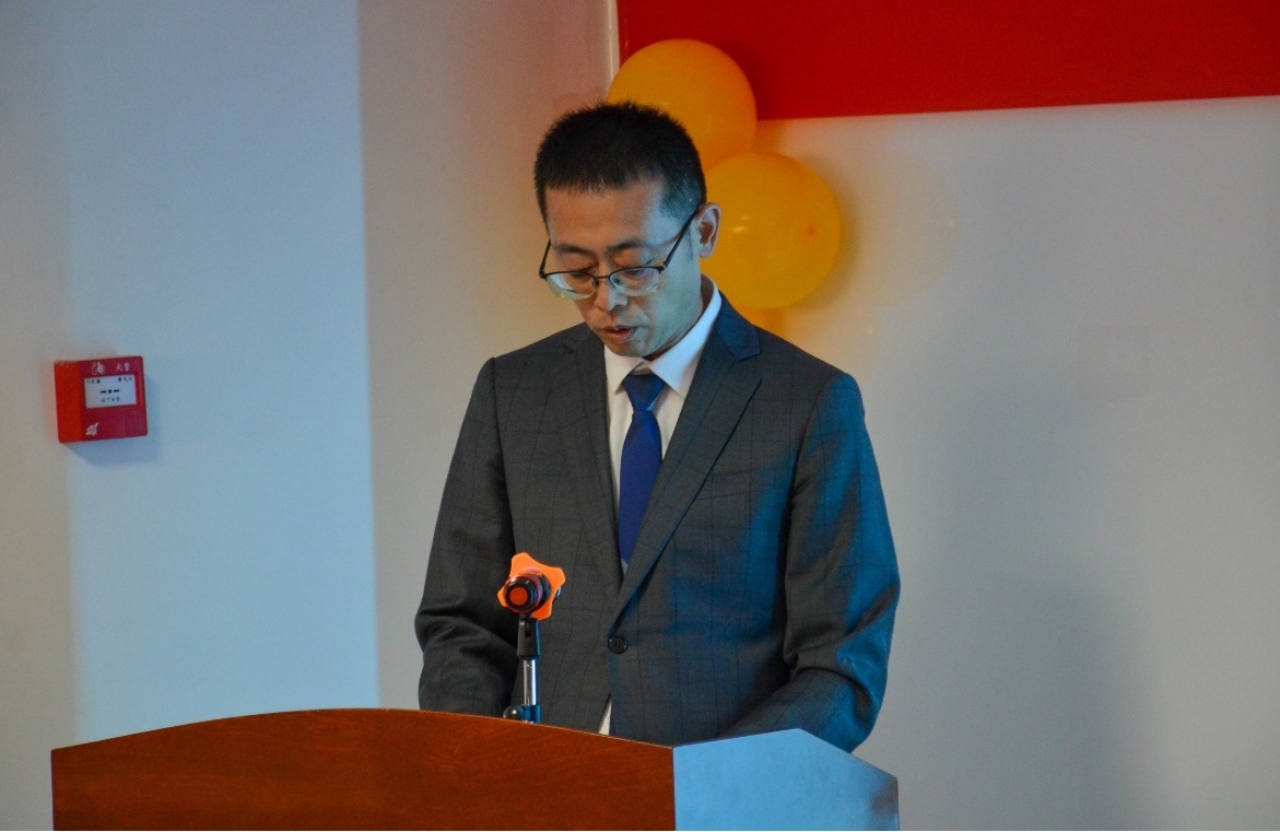 校企合作結(jié)新果，攜手育人同向行 ——青島工學(xué)院與青島紅山果科技共建產(chǎn)教融合電商實訓(xùn)基地啟動儀式圓滿舉行