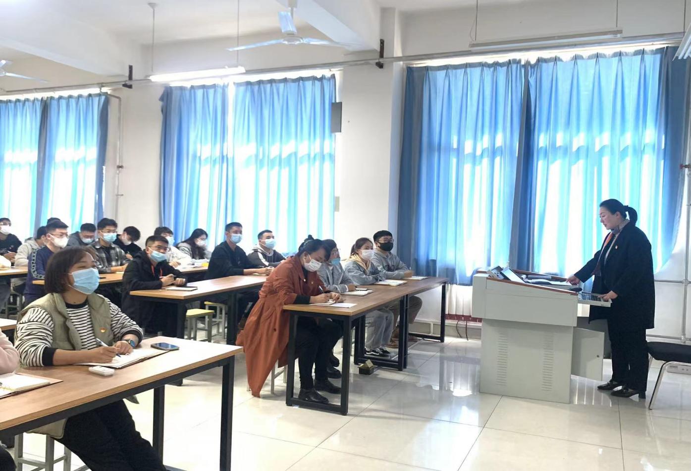 建筑工程學(xué)院黨總支積極開展深入學(xué)習(xí)黨的二十大報告專題學(xué)習(xí) 建筑工程學(xué)院黨總支積極開展深入學(xué)習(xí)黨的二十大報告專題學(xué)習(xí)