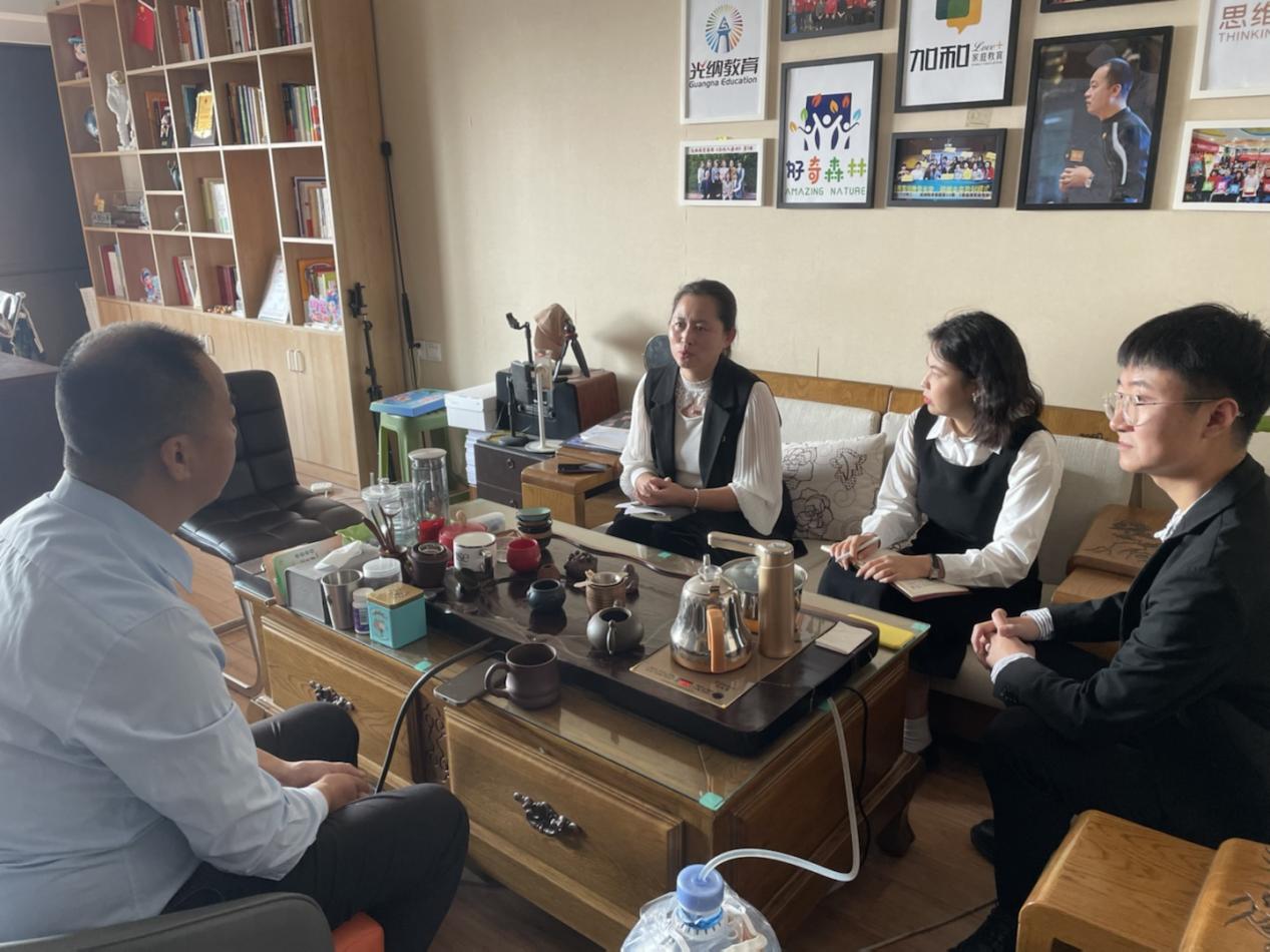 “走出去，引進(jìn)來(lái)”，打造向陽(yáng)花心理工作室新模式