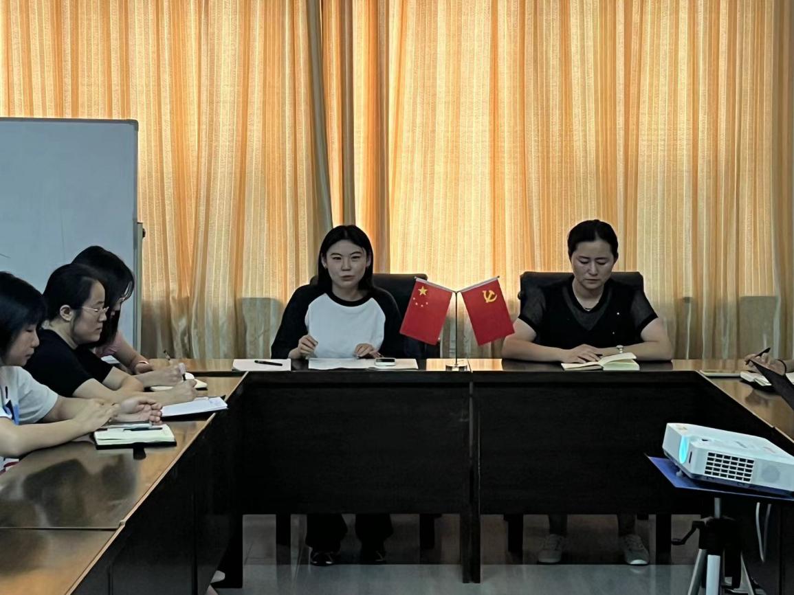 信息工程學(xué)院成功舉行“向陽花”心理工作站 啟動儀式