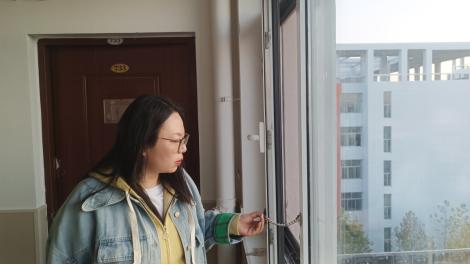 建筑工程學院開展“育人在心，情暖宿舍”活動