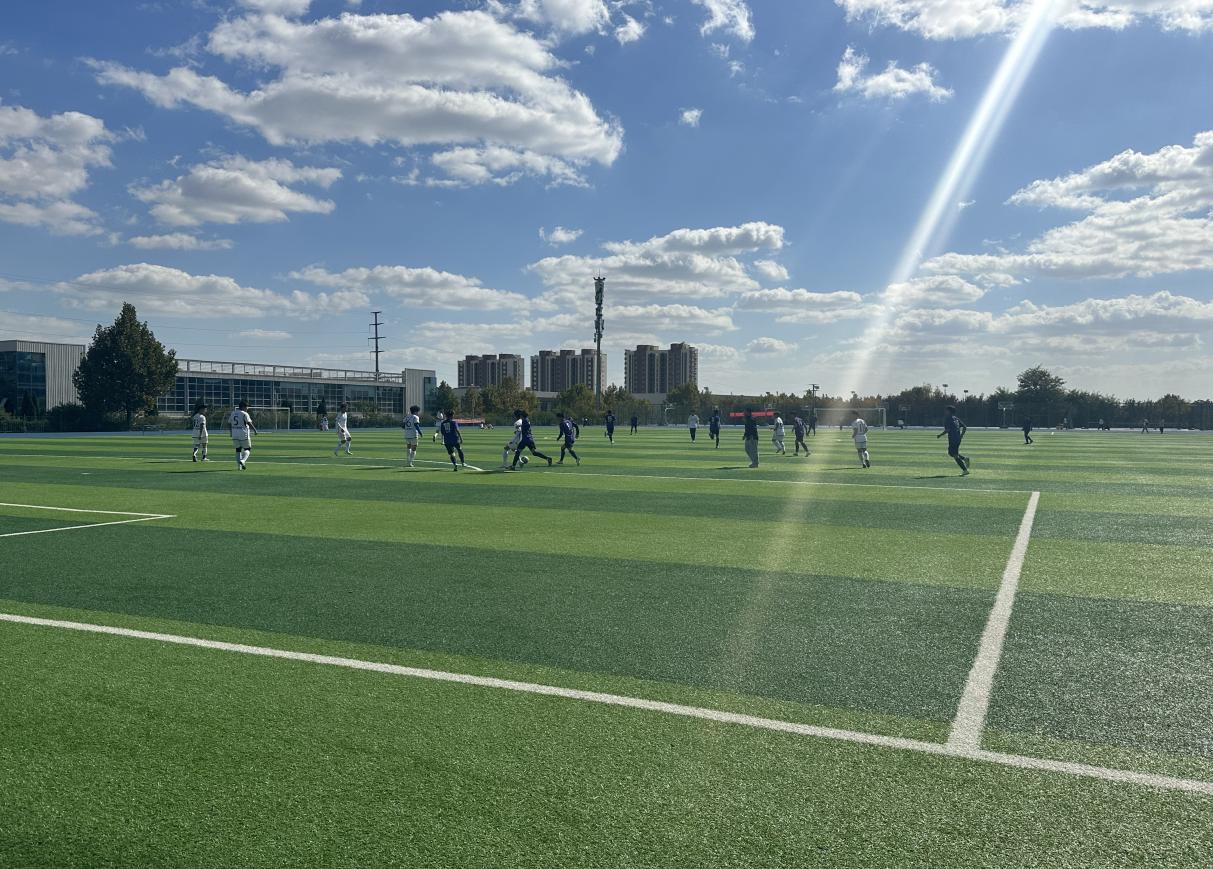 “青春恰似火，揚(yáng)帆正當(dāng)時(shí)”丨“迎新杯”足球賽：綠茵謝場，來日方長